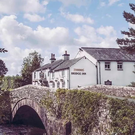 Inn The Bridge 3*