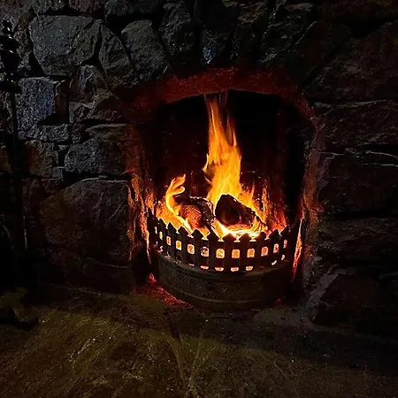 Inn The Bridge Holmrook