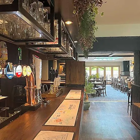 Inn The Bridge Holmrook